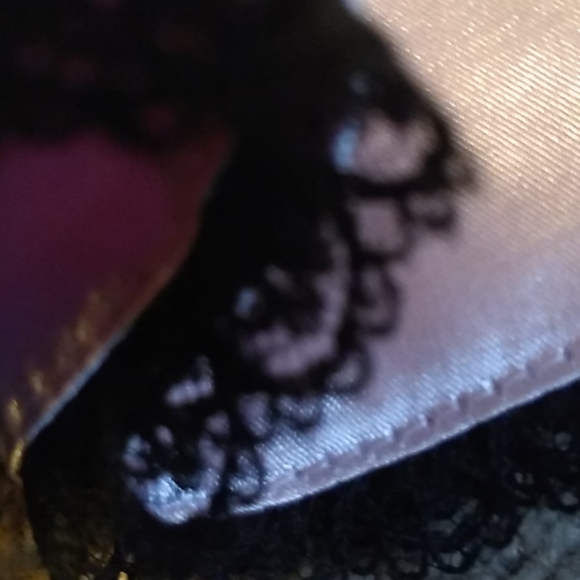 Skirt - Picture 2 of 4